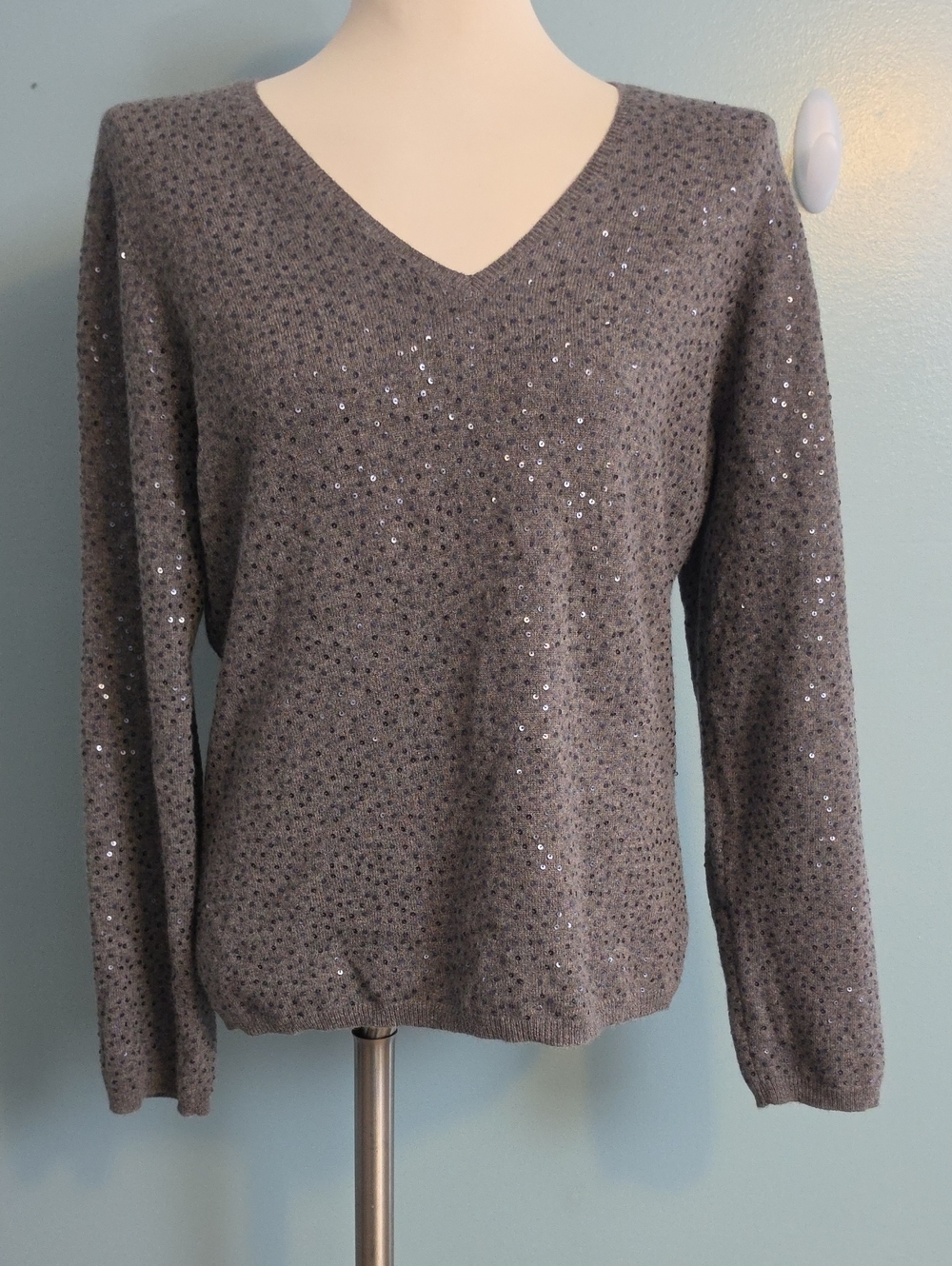 Charter Club 2-PLY 100% Cashmere Gray Sequined V-Neck Sweater Sz L
